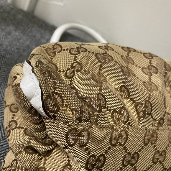 Gucci hand bag or shoulder small bag -authentic - Picture 11 of 17